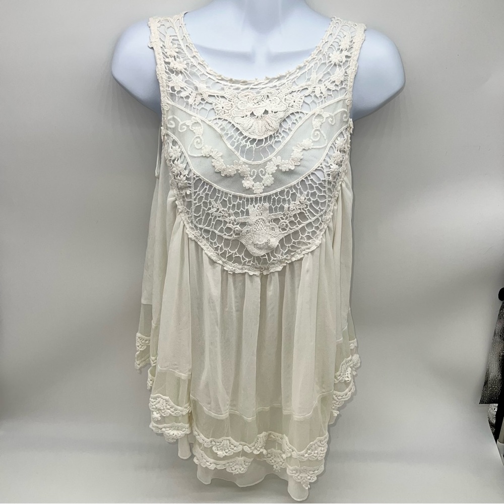 Altar'd State Cream Lace Blouse